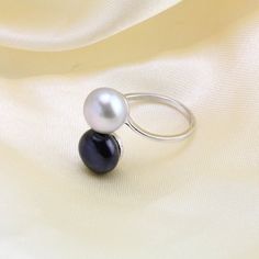 The ring is made of real freshwater pearls and sterling silver. Item No: RIN024-1 Item: genuine freshwater pearl ring Pearl size:9-10 Pearl shape:button near round Pearl color: ivory white,white,orange pink,pink,purple, grey,black Pearl skin: clean Pearl luster: good Pearl quality: AAA Metal: sterling silver 925 Ring size:suitable fingure size from US4 to US10, open ring,size adjustable Packing: fancy gift box Silver Pearl Open Ring, Silver Open Pearl Ring, Silver Open Ring With Pearl Drop, Ring Silver Wedding, Color Perla, Black Pearl Ring, Midi Rings Silver, Sister Rings, Ring Pearl