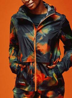 Outdoor Athleisure Windbreaker With Reflective Details, Sporty Windbreaker With Reflective Details, Functional Sports Windbreaker With Reflective Details, Sporty Graphic Print Windbreaker, Outdoor Long Sleeve Windbreaker With Reflective Details, Men Fits, Workout Wear, Men's Collection, Short Pants