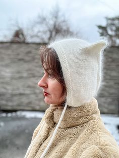 Bonnet cap. Cat ear bonnet. Cat women hat. Cat ear knit hat. Cat ear beanie. Cat Ear Beanie, Beanie With Ears, Ear Beanie, Cat Ears Hat, Cat Eared Beanie, Chat Kawaii, Bonnet Cap, Ear Cap, Cat Women