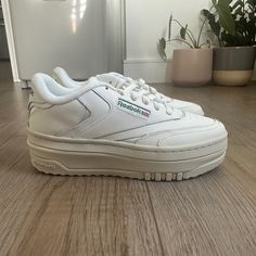 Brand New Never Worn, Still In Box. Off White Chalk + Glen Green Edition Reebok Club C Extra, Reebok Club C, Club C, White Chalk, Reebok Shoes, Womens Reebok, Christmas 2024, Cute Shoes, Green Color