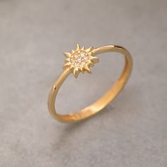 ★14K Solid Gold Sun Ring, 925 Sterling Silver Sun Ring, CZ Stone Sun Ring, Dainty Sun Ring, Minimalist Ring, Valentine's Day Gift, Mother's Day Gift★ ▷ MATERIAL ★ All of our 10K, 14K, 18K Jewelry are Solid Gold. ( Not Gold Filled or Gold Plated ) ★ All of our silver jewelry is 925 sterling silver and 14 carat gold plated. (Our white silver jewelry is rhodium plated.) ▷ PRODUCTION AND PACKAGING ★ Our jewelry is handmade. It is specially prepared for you in the dimensions you want upon order. ★ We Pj Outfit, Sun Ring, Shiny Rings, Interlocking Ring, Zierlicher Ring, Gold Sun, Modeling Tips, Textured Ring, Ring Minimalist