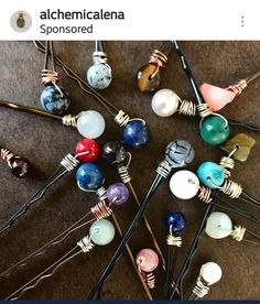 Bobby Pin Crafts, Hair Pin Jewelry, Gemstone Hair Accessories, Pin Necklace, Crystal Bead Jewelry, Hanging Jewelry Organizer, Diy Jewelry Projects