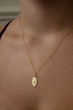 Affordable Fine Jewelry, Celestial Stars, Necklace Stack, Diy Jewlery, Gold Necklace Simple, Minimal Necklace, Mexican Jewelry, Jewelry Lookbook, Layering Necklace