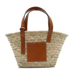 Quintessential Bag Holiday Handbag, Woven Beach Bags, Round Straw Bag, Bag Women Fashion, Straw Tote Bag, Straw Handbags, Rattan Bag, Handbags Casual, Straw Bags