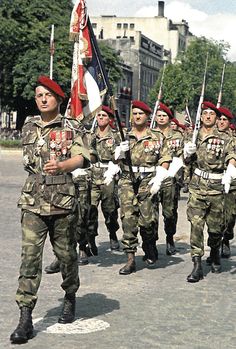 Bigeard - 14 juillet 1957 French Armed Forces, Century Uniforms, Men In Uniform, Military Uniforms, Military Uniform