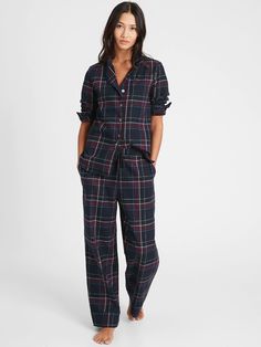 Flannel Pajama Set | Banana Republic Baggy Tomboy Outfits, Pajama Set Cotton, Paul Smith Menswear, Women Flannel, Womens Flannel Pajamas, Flannel Robe, What To Wear Fall, Flannel Pajama Sets, Daily Clothes