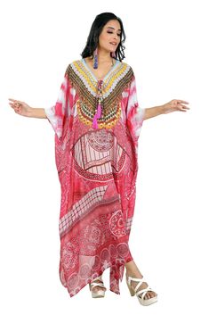 pink kaftan Long Kaftan Dress, Silk Caftan, Kaftan Gown, Evening Time, Printed Kaftan, Luxury Resort Wear, Kaftan Designs, Beach Kaftan, Silk Style