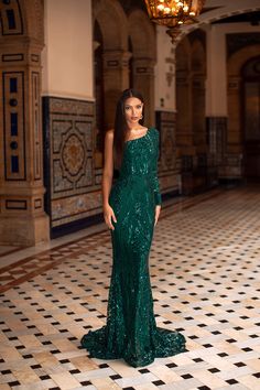 Emerald Green Dress Elegant, Bridesmade Dress, Emerald Prom, Emerald Green Formal Dress, Lux Dress, Weddings Dress, Stylish Gown, 80s Prom Dress, Prom Inspo