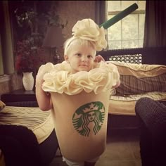 Starbucks Kid Make Carnaval, Baby Kostüm, Diy Halloween Costumes For Kids, Hallowen Costume, Homemade Halloween Costumes, Homemade Halloween, Cute Costumes, Backstreet Boys