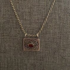 Sterling Silver Garnet Stone Vintage Necklace Very Good Condition Garnet Pendant Necklace, Antique Silver Necklace, Silver Beaded Necklace, Necklaces Silver, Silver Necklace Set, Silver Bead Necklace, Vintage Necklaces, Garnet Pendant, Garnet Stone