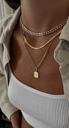 Luxe Jewelry, Stacked Necklaces, Gold Armband, Jewelry Fashion Trends, Jewelry Essentials