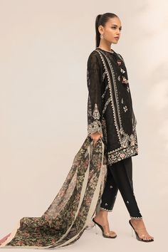 Sierra – Sania Maskatiya International Sania Maskatiya, Embroidery Kurta, Pakistani Clothes, Sleeves Designs For Dresses, Website Features, Organza Dupatta, Work Inspiration, Designs For Dresses, Pakistani Outfits