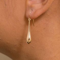 Solid 14K Yellow Gold Puffed Tear Drop Dangle Earrings, Gold Tear Drop Earrings, Drop Earrings, Water Drop Earrings, Dangle Earrings, Long Tear Drop Dangle Earrings. This 14k solid yellow  gold puffed teardrop dangle earrings is shiny and gorgeous. Best jewelry for women, girls to attend parties, weddings or any other activities.  .CRAFTED : 14K solid yellow gold for a life-time luster. Stamped 14k, high polished finish. Posts ensure are securely and comfortably in place throughout your daily li Gold Statement Earrings Formal, Water Drop Earrings, Dangle Earrings Gold, Tear Drop Earrings, Gold Dangle Earrings, Golden Earrings, Teardrop Dangle Earrings, Gold Statement Earrings, Long Drop Earrings