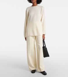 Kate wool and cashmere sweater in white - Fforme | Mytheresa White Cashmere Sweater, Wool Blend Jacket, Straight Pants, Color Name, Cashmere Sweater, Fall 2024, Leather Tote Bag, Leather Loafers, Cashmere Sweaters