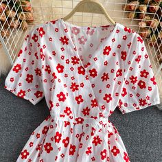 Cute V-neck flower dress fashion dress Material: blended Color: blue, green, red Size(cm): free size length 104 bust 94 waist 88 Neck Flower, Flower Dress, Dress Material, Flower Dresses, Dress Fashion, Dress Materials, Free Size, Floral Tops, Blue Green