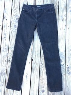 Size 27 Waist 28” Inseam 30” See photos for additional measurements and for condition. David Kahn Jeans, Jeans Dark Wash, Dark Wash Denim, Levi Jeans, Black Jeans, Straight Leg, Pants, Black, Trousers