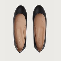 Every woman needs a great pair of simple, yet elegant flats. Unchanged for 45 years, our classic flats are a must-have for every Carrano woman’s closet. Elegant yet sporty, The Baby is versatile and can be worn morning, noon, and night with just about anything. Runs Narrow Heel height 1/2 Classic women's flat shoe Ballet and ballerina style Leather upper Leather lining Leather Sole Made in Italy Black Work Outfit, Ballerina Style, Elegant Flats, Flat Shoe, Black Work, 45 Years, Womens Flats, Every Woman, Flat Shoes Women