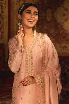 Itr (100% Advance Payment)– Zaaviay Pink Formal Dress, Floral Embroidery Dress, Desi Clothes, Silk Outfit, Pakistani Bridal Wear, Indian Suits, Indian Designer Outfits, Desi Fashion, Pakistani Outfits