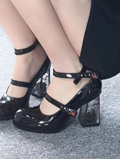 ❤︎❤︎ Rose Heels, Original Y2k, Box Roses, Dark Rose, Rose Black, Black Heels, Heels, Black