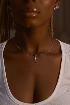 Sterling Silver Silver Jewelry On Dark Skin, Silver Necklaces Black Women, Necklaces Black Women, Silver Jewelry Black Women, Silver Jewelry Aesthetic Black Women, Jewlrey Aesthic Black Women, Pendant Necklace Simple, Body Is A Temple, Signature Look