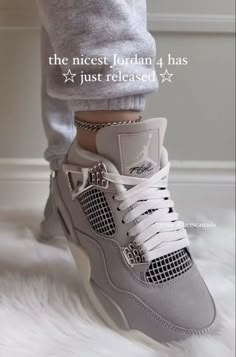 Jordans 4 For Women, Jordan 4 Retro Frozen Moments, Frozen Moments Jordan 4 Outfit Ideas, Air Jordan 4 Frozen Moments, Frozen Moments Jordan 4 Outfit, Jordan 4 Frozen Moments Outfit, Jordan 4 Frozen Moments, How To Style Jordan 4, Air Jordan 4 Outfit Women