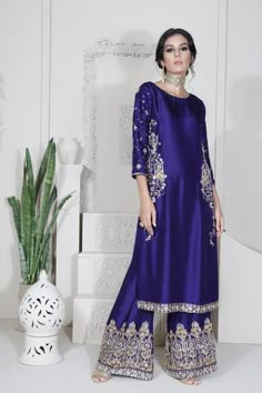 Diana | Pakistani Designer Outfit | Sarosh Salman Hand Work Dupatta, Pakistani Party Wear, Trouser Suit, Pakistani Fashion Party Wear, Palazzo Pant, Naeem Khan, Kitenge, Dress Indian Style, Pakistani Dress Design