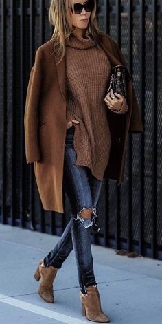 Mode Over 50, Pijamas Women, Fall Fashion Coats, Casual Weekend Outfit, Outfits 2017, Brown Outfit, Mode Casual, Modern Minimalism, Brown Coat