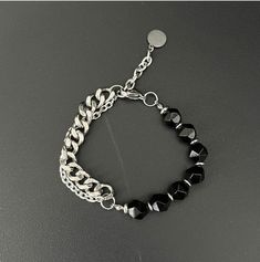 Type: AccessoriesMaterial: Titanium steelNecklacelength: 19 cm ( 7.5 inches )Extension chain: 4cm ( 1.6 inches ) Chain Bracelets, Steel Necklace, Beads Bracelet, Black Stone, Metal Chain, Infinity Bracelet, Stone Beads, Chain Bracelet, Beaded Bracelet