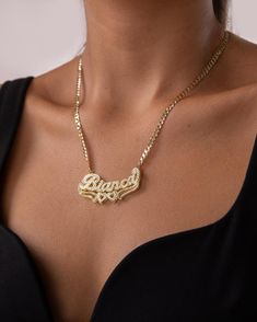 Name Chain Gold Design, Gold Name Pendant Designs, Carrie Necklace, Silver Cuban Chain, Necklace Styles, Heartbeat Necklace, Thick Necklace, Expensive Jewelry Luxury, Girly Accessories