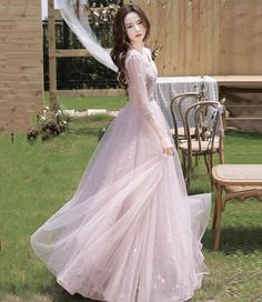 Princess Style Floor-length Wedding Dress For Prom Season, Princess Style Prom Gown Floor-length, Princess Style Prom Gown, Floor-length, Princess Style Floor-length Prom Gown, Princess Style Bridesmaid Dress For Prom Season, Princess Style Bridesmaid Wedding Dress For Prom Season, Bridesmaid Tulle Evening Dress With Sweep Train, Floor-length Tulle Bridesmaid Gown, Floor-length Tulle Gown For Bridesmaids