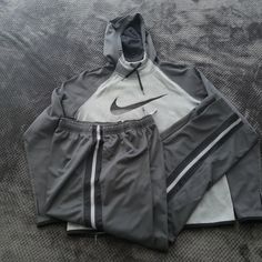 Nwt Nike Pullover Hoodie With 2 Pair Of Pants (Gray & Black) To Match. Never Wore. Make An Offer! Gray Fleece Hoodie For Gym, Nike Winter Sports Tracksuit, Gray Winter Workout Sweatshirt, Winter Workout Gray Sweatshirt, Nike Sporty Winter Tracksuit, Nike Gray Activewear For Winter, Nike Gray Winter Activewear, Sporty Gray Fleece Hoodie, Gray Moisture-wicking Sweatshirt For Streetwear