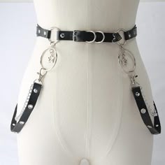 Twinkle Star/ Heart / Ring Chain Belt C0041802 Chains For Belt, Styling Harness Belt, Anime Stuff To Buy, Oc Accessories Ideas, Gothic Belts, Thigh Choker, Belt Reference, Cool Belts, Body Harness Jewelry