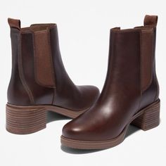 Brown Chelsea Boots, Winter Shoes For Women, Rubber Boot, Elegant Shoes, Timberlands Women, Block Heel Boots, Chelsea Boot, Winter Shoes, Rubber Heels