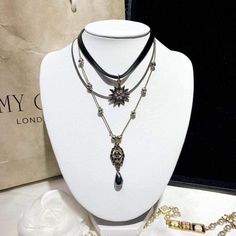 Question? Leave On The Comment Below! Witchcore Accessories, Renfest Jewelry, Witch Accessories Jewelry, Witch Aesthetic Jewelry, Pirate Accessories Women, Pirate Stuff, Dark Academia Necklace, Elegant Witch, Black Witchy Necklace For Parties