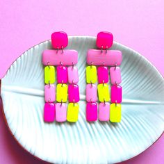 These earrings are painted baby pink, neon pink and neon yellow.  Very striking and fun to wear. These earrings are almost 3.25 inches long in total and are 1.25 inch wide at the the widest point. All pieces of this earring are handmade by me in my studio. Each earring weighs less than a quarter ounce, they are super light. I make the art, I cut it out, I seal it and finish it. This process takes like a week and sometimes it just doesn't work out, sealing is tricky! I love each piece that turns out and the color and beauty always amazes me! Please note that these earrings are made to order and could/will take 4-5 days to ship! Each piece of jewelry made by me is a special piece of art, a representation of where I'm at in the artistic journey of life.  The process to make these earrings tak Yellow Statement Earrings, Neon Earrings, Necklaces Summer, Paparazzi Jewelry Displays, Neon Jewelry, Neon Accessories, Teal Earrings, Yellow Accessories, Cut It Out