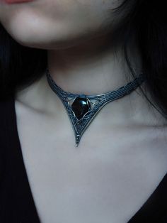 DreamResidue - Etsy 1800s Jewelry Aesthetic, Choker Necklace Styling, Cloth Choker Necklace, Heavy Silver Jewellery, Necromancer Jewelry, Witch Aesthetic Jewelry, Wire Wrap Choker, Silver Gothic Jewelry, Witchy Jewelry Aesthetic