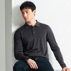 Halten Sie sich warm und kuschelig in unserem aus Baumwolle gefertigten Slim Fit Wollpullover für den Herbst, der perfekt für das kühle Wetter ist. Dieser stilvolle Pullover ist ein Must-Have für jedes Freizeitoutfit und bietet sowohl Komfort als auch Stil. Ziehen Sie sich warm an und sehen Sie schick aus mit diesem unverzichtbaren Stück!



Vorteile: Komfort & perfekte Passform

Geschlecht: Männer

Saison: Ganze Saison

Material: Wolle 33%, Baumwolle 67%








Bitte prüfen Sie die Größentabelle sorgfältig, bevor Sie die Bestellung aufgeben
 FÜR WEITERE INFORMATIONEN KONTAKTIEREN SIE BITTE: antonioclothingstore@gmail.com


 

 


 

KOSTENLOSER VERSAND WELTWEIT FÜR ALLE BESTELLUNGEN
14 TAGE RÜCKGABERECHT UND VOLLE RÜCKERSTATTUNG Versatile Sweater With Ribbed Cuffs For Fall, Everyday Long Sleeve Sweatshirt For Fall, Versatile Ribbed Cuffs Sweater For Fall, Elegant Merino Wool Soft Knit Sweater, Elegant Soft Knit Merino Wool Sweater, Versatile Ribbed Cuff Sweater For Fall, Casual Fitted Polo Sweater For Layering, Classic Solid Sweater For Fall, Classic Solid Color Sweater For Fall