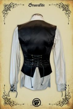 Medieval Doublet made by our team at Dracolite. Imagined and created by our designer Véronique Lortie. Details : * Shirt not included * 100% original and unique design * Handmade by our professional seamstress team * High quality fabric and materials * Custom leather straps handcrafted by Dracolite * Made in Canada Sizes : * See our chart in item pictures Colors: * See our chart in item pictures * Slight variations in color are possible Ideal for * Medieval costume * LARP medieval character * Co