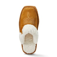 Image of Ariat Ladies Jackie Slipper top view Womens Western Slippers, Ariat Boots Slippers, Ariat House Shoes, Ariat Jackie Slippers, Ariat Slippers Outfit, Cowboy Boot Slippers, Cowgirl Slippers, Ariat Boots Square Toe, Western Slippers