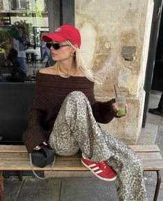 Leopard Pants Outfit, Effortless Style Fall, Cheetah Print Outfits, Knit Sweater Women, Leopard Print Pants, Oversize Pullover, By Any Means Necessary, Loose Long Sleeve, I'm With The Band