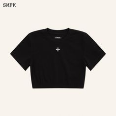 - Design: SMFK classic series——Hug series. A high-elastic slim sports tee, with high-elastic cotton, can be more comfortable and more stable in structure. An embroidered COMPASS cross logo on the chest. - Care: Professional care and cleaning needed Size Chart (in cm) Shoulder Chest Length XS 32 74 32 S 33 78 34 M 34 82 36 L 35 86 38 Materials: 92% Cotton, 8% Spandex Cross Logo, Medium Well, Women Tees, Sports Tee, Suit Pant, Skirt Socks, Classic Series, Sports Tees, Hoodie Dress