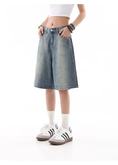 Stay cool and on-trend with our Denim Bermuda Wide-Leg Jean Shorts, a summer wardrobe essential with a retro-chic flair. Crafted for comfort and style, these shorts boast a high-quality denim fabric with a distinctive gradient design and a relaxed fit. Their wide-leg cut provides a breezy, casual look perfect for versatile styling, while the sturdy craftsmanship ensures these shorts are a durable addition to any fashion-forward collection. Whether you're heading to a laid-back brunch or an after Long Jorts Women, Wide Shorts, Short Large, Summer Wardrobe Essentials, Diy Skirt, Gradient Design, Simple Tees, Long Shorts, Retro Chic