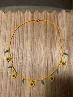 Handmade item Necklace length: 18 in Materials: bead Chain style: Bead Adjustable length Style: Boho & hippie Can be personalized Made to Order Bead Chain, Flower Necklace, Style Boho, Beaded Chain, Necklace Length, Chain Styles, Boho Hippie, Hippie Boho, Necklace Lengths