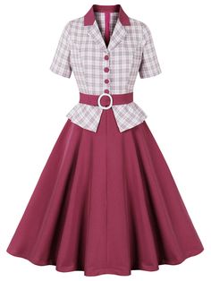 30-70% OFF✓ Fast Shipping✓Step back in time with Retro Stage's 1950s Lapel Glen Check Belted Dress. The classic glen check pattern paired with a stylish lapel and belt creates a sophisticated retro look that exudes timeless elegance.