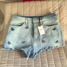 Denim Shorts Never Worn, Tags On Size 26 Tts Jean Short Outfits, Distressed Mom Jeans, Ripped Jean Shorts, Mom Jeans Shorts, Forever 21 Jeans, Pink Jeans, Denim Cutoffs, Light Blue Jeans, Blue Jean Shorts