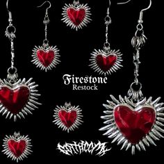 corazón rojo flameante, earrings, goth style. Luxury pendants. Sterling silver hooks. Alternative earrings. Alternative Earrings, Earrings Goth, Flaming Heart, Earrings Gothic, Goth Style, Gothic Punk, Alternative Rock, Jewelry Earrings Hoops, Rock Style