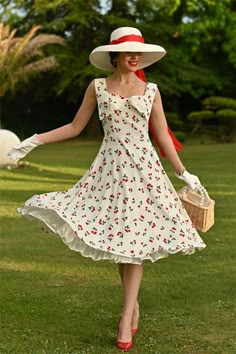 30-70% OFF✓ Fast Shipping✓Step into retro style with this white 1950s cherry bow sweetheart neck dress. Perfect for adding vintage flair to your wardrobe. Shop now! 1950s African American Fashion, Vintage 60s Outfits, 1950s Summer Dress, Vintage Cherry Print Dresses For Spring, White Retro Square Neck Dress, Retro White Square Neck Dress, 1950s Style White Summer Dress, White 1950s Style Summer Dresses, Retro Sleeveless Cherry Print Dresses