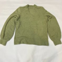 Marled Reunited Woman's L Sweater Plush Chunky Knit Green Round Neck New Without Tags. Vintage Textured Knit Tops For Winter, Vintage Stretch Sweater For Winter, Vintage Winter Textured Knit Tops, Green Fitted Soft Knit Sweater, Green Chunky Knit Crew Neck Sweater, Fitted Green Soft Knit Sweater, Vintage Green Knit Tops, Cozy Green Merino Wool Sweater, Fitted Green Textured Knit Sweater