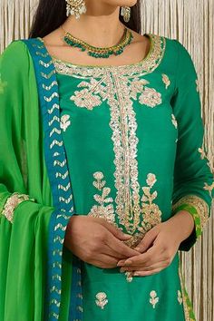 Shop for Shyam Narayan Prasad Green Chanderi Embroidered Kurta Lehenga Set for Women Online at Aza Fashions Designer Green Choli With Traditional Drape, Green Designer Choli With Traditional Drape, Green Designer Wear Choli With Traditional Drape, Semi-stitched Green Choli For Navratri, Semi-stitched Green Choli For Eid, Green Choli With Traditional Drape For Designer Wear, Green Lehenga With Resham Embroidery For Festivals, Green Chanderi Choli For Transitional Season, Festive Green Lehenga With Resham Embroidery