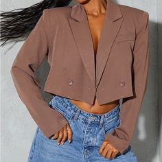 Nwt Padded Shoulders Button Closure Watch My Posh Shows To Snag The Best Deals In My Closet! Blazer Court, Crop Blazer, Belted Trench Coat, Cropped Blazer, Casual Blazer, Oversized Blazer, Leather Blazer, Colored Blazer, Plus Size Casual